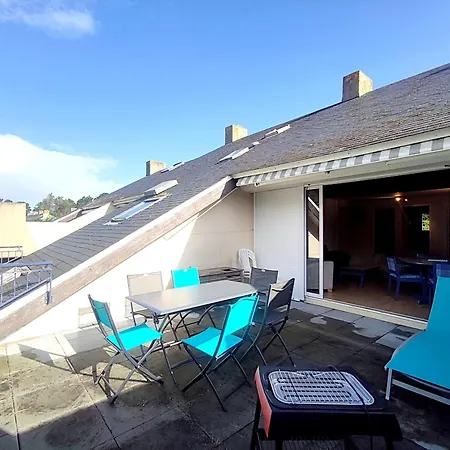 Duplex Avec Terrasse, A 250 M De La Du Fogeo Et Proche Commerces - Fr-1-639-114 * Arzon