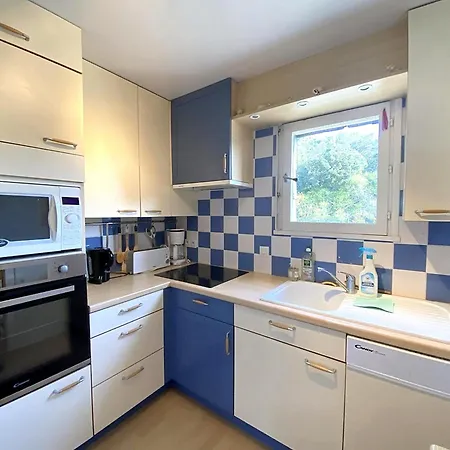 Duplex Avec Terrasse, A 250 M De La Du Fogeo Et Proche Commerces - Fr-1-639-114 *