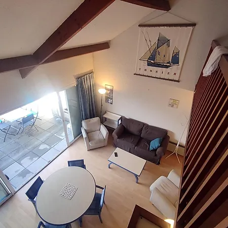 Apartament Duplex Avec Terrasse, A 250 M De La Du Fogeo Et Proche Commerces - Fr-1-639-114 *
